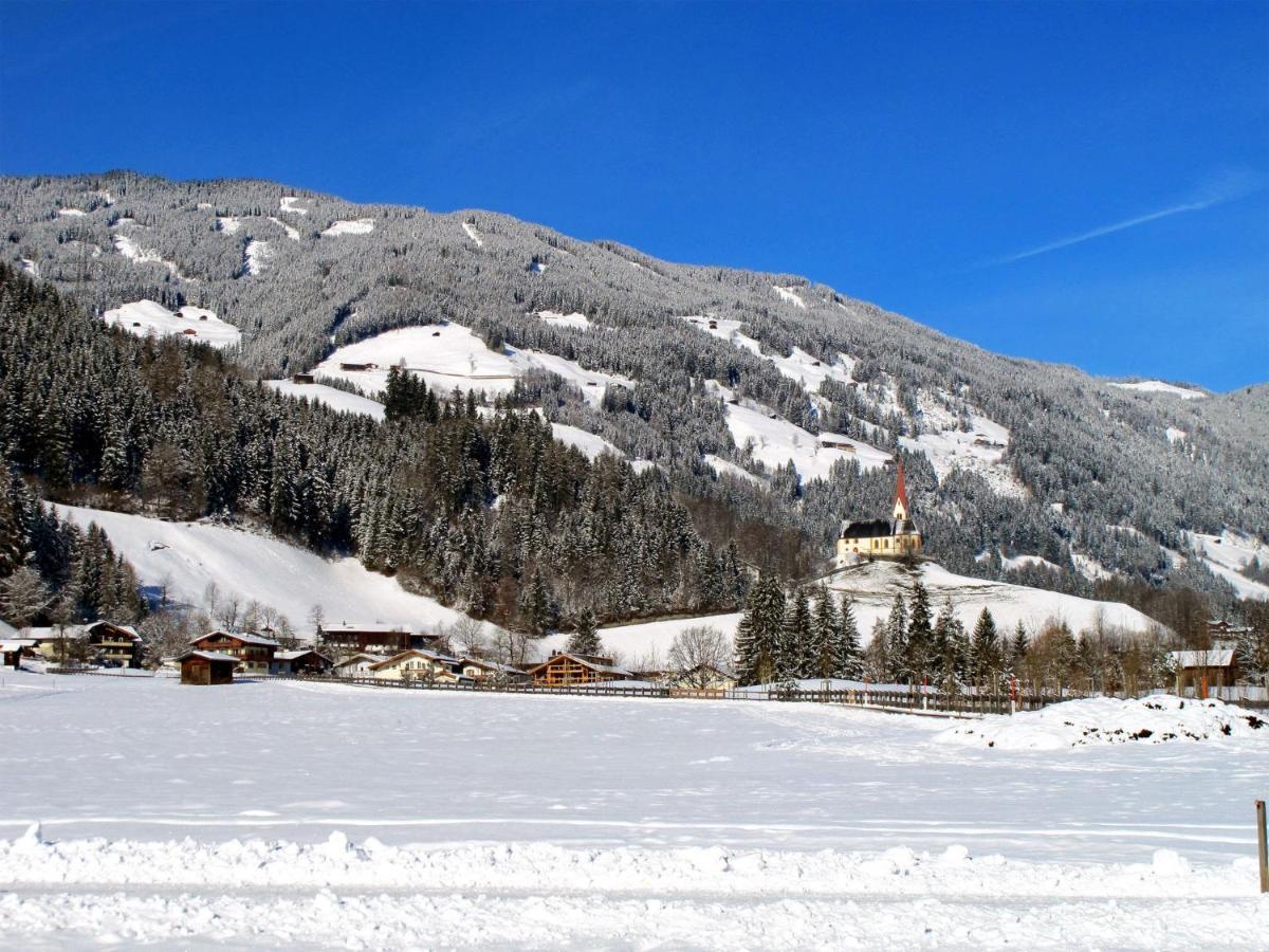 Apartment Moarerlechenhof-1 By Interhome Hart im Zillertal Luaran gambar